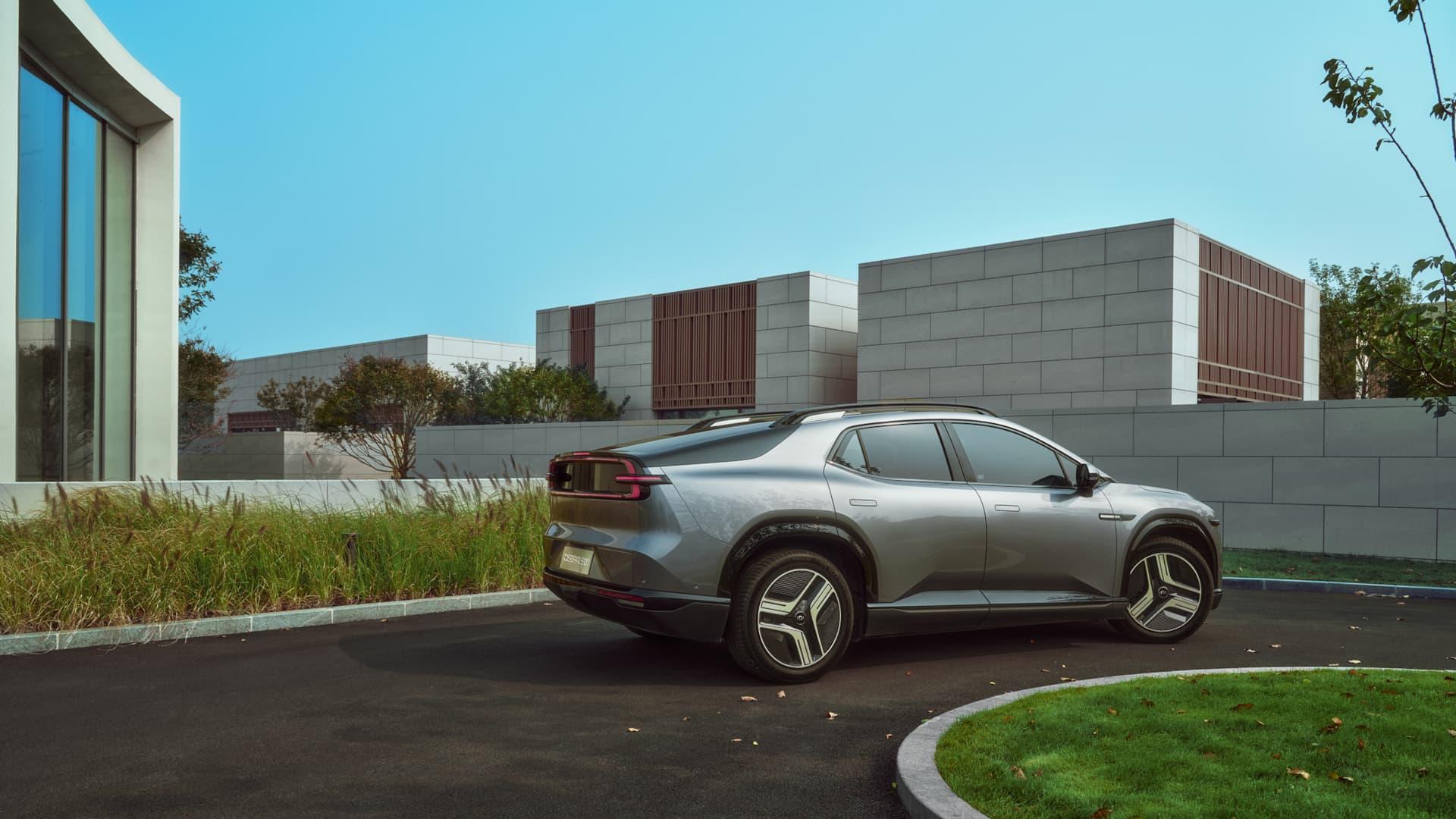 Changan E07
