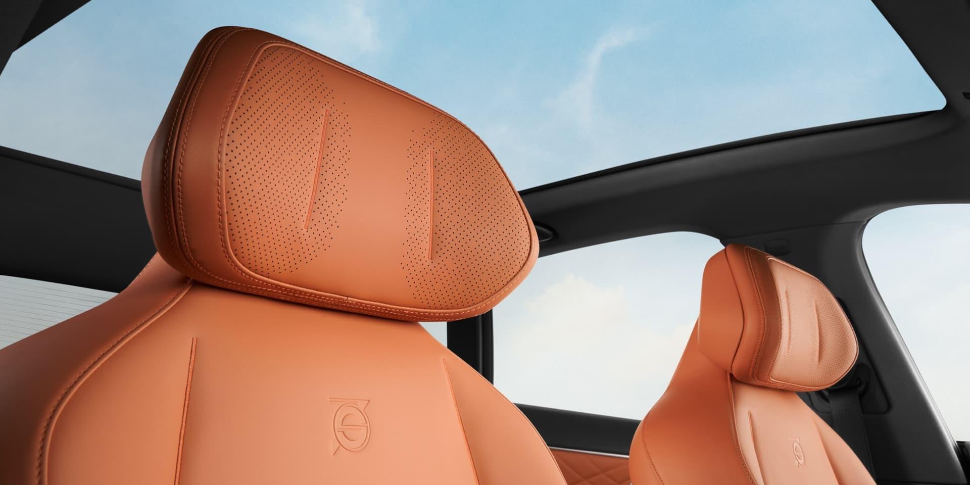 Deepal S07 Interior - Orange - 4